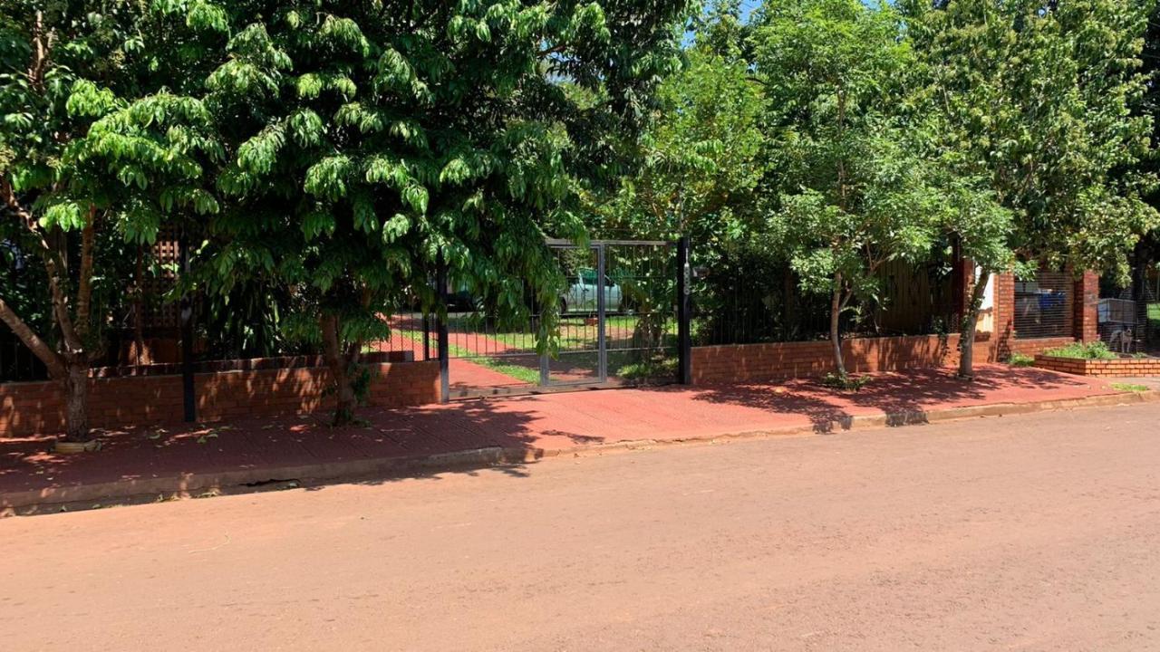 La Posada De Moncho Hotel Puerto Iguazu Exterior photo